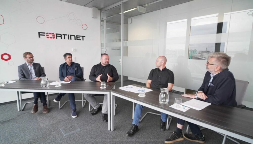 Fünf IT Experten diskutieren zum Thema Tatort Cloud